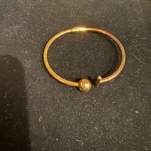 Elegant Gold Bangle Bracelet